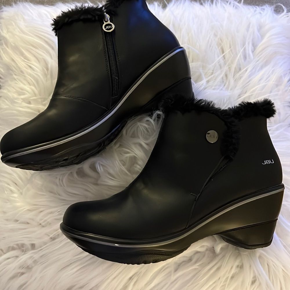 JBU Boots‼️ - Picture 2 of 7